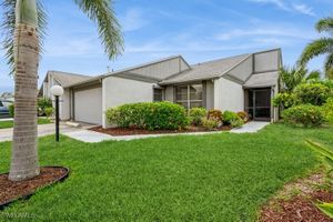 9749 MAPLECREST CIR, LEHIGH ACRES, FL
