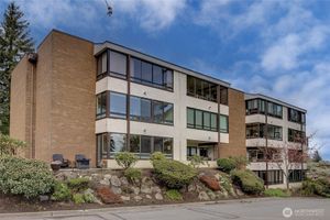11009 GLEN ACRES DR S # 9D, SEATTLE, WA