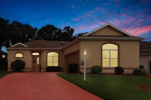 5008 SAWGRASS LAKE CIR, LEESBURG, FL