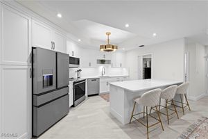8440 ABBINGTON CIR D12, NAPLES, FL