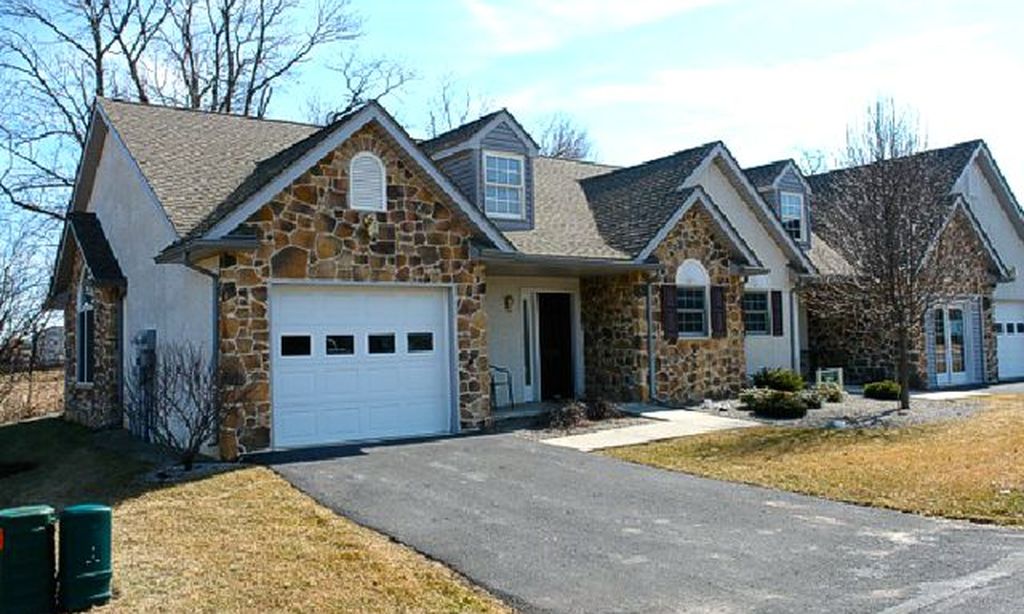 Single-Level Attached Homes