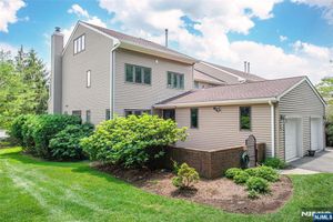 31 LITCHULT LN, MAHWAH, NJ