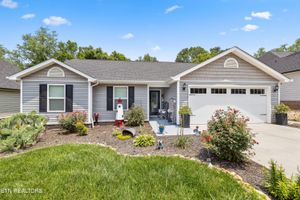 151 UTSESTI WAY, LOUDON, TN