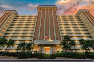 4550 COVE CIR APT 305, ST PETERSBURG, FL