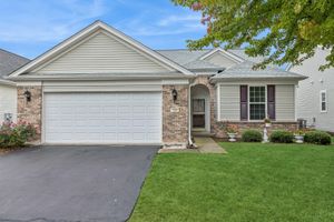 2596 VENETIAN LN, ELGIN, IL