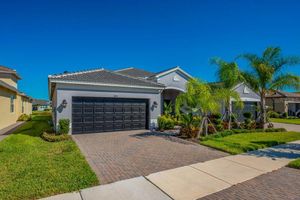 4922 SIENNA ISLES AVE, WIMAUMA, FL