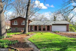 6529 FAIRWAY DR, FAYETTEVILLE, PA