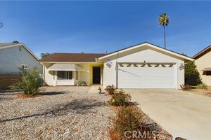 903 TABLA CT, HEMET, CA