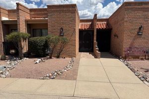 2487 S CALLE DEL DANTE, GREEN VALLEY, AZ