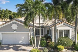 6657 PAVONE ST, LAKE WORTH, FL