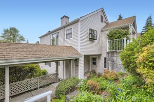 4105 PROVIDENCE POINT DR, ISSAQUAH, WA