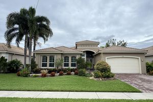 10469 WHITEWIND CIR, BOYNTON BEACH, FL