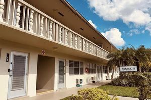 131 SUSSEX G # 131, WEST PALM BEACH, FL