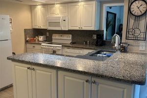 5770 TRAILWINDS DR 211, FORT MYERS, FL