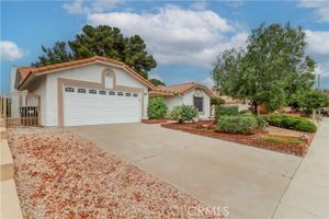 1946 TAMARACK LN, HEMET, CA