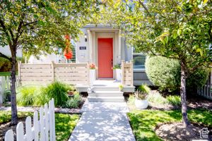 6122 W LAKE AVE, SOUTH JORDAN, UT