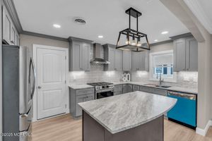 33 BROOKFIELD CT, TOMS RIVER, NJ
