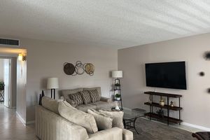 900 FLANDERS, DELRAY BEACH, FL