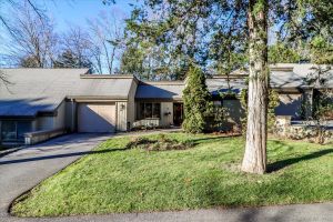 25 HERITAGE CRST C, SOUTHBURY, CT