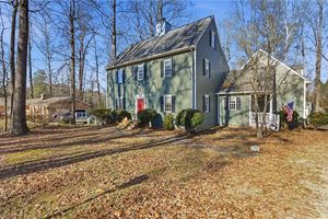 147 COUNTRY CLUB DR, WILLIAMSBURG, VA