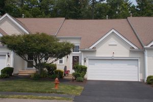 38 STONEBRIDGE DR # 38, HANSON, MA