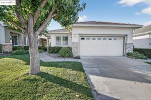 1927 WHITTEN PL, BRENTWOOD, CA