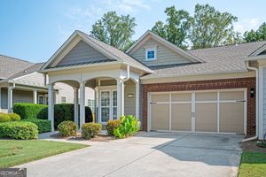 6208 LONGLEAF DR, HOSCHTON, GA