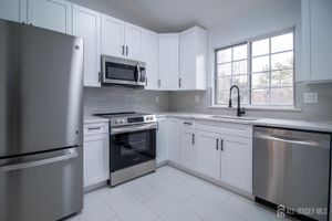 659B AZALEA PLZ, MONROE, NJ