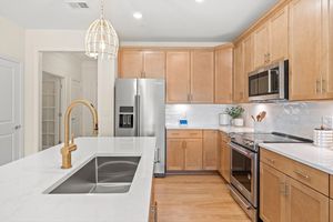 2 CODMAN WAY 110, WESTBOROUGH, MA