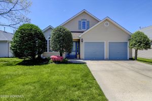 47 S BAKER DR, JACKSON, NJ