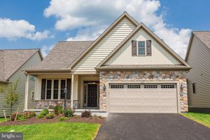 612 GREENBRIAR PATH, COCHRANVILLE, PA