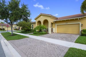 10250 SW AZZO LN, PORT SAINT LUCIE, FL
