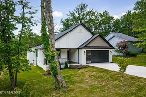 456 LAKEVIEW DR, CROSSVILLE, TN