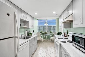1100 SAINT CHARLES PL 612, PEMBROKE PINES, FL