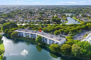 1805 ELEUTHERA PT APT O3, COCONUT CREEK, FL