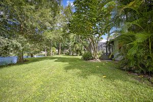 5663 WILLOW CREEK LN, DELRAY BEACH, FL