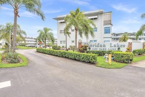 2300 PARK LN APT 105, HOLLYWOOD, FL