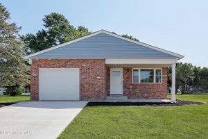 18 MORONGO CT, TOMS RIVER, NJ