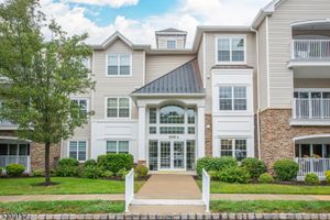 1102 CONRAD WAY, SOMERSET, NJ