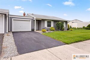 2 BELMAR RD C, MONROE, NJ