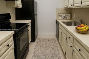 300 SW 134TH WAY APT 107E, PEMBROKE PINES, FL