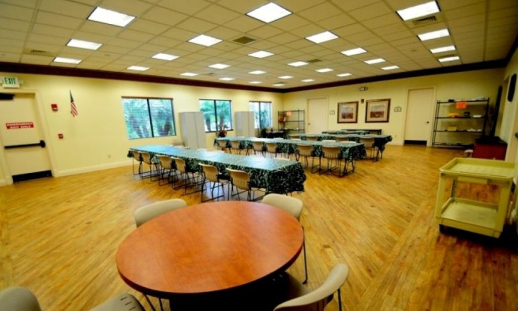 Arts & Crafts Studio