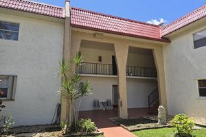 178 LAKE DORA DR, WEST PALM BEACH, FL