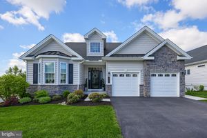 403 VALOR DR, LITITZ, PA