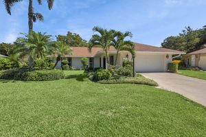 8165 SE CYPRESS POINT PL, HOBE SOUND, FL