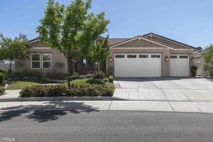 2200 SWANFIELD WAY, BAKERSFIELD, CA