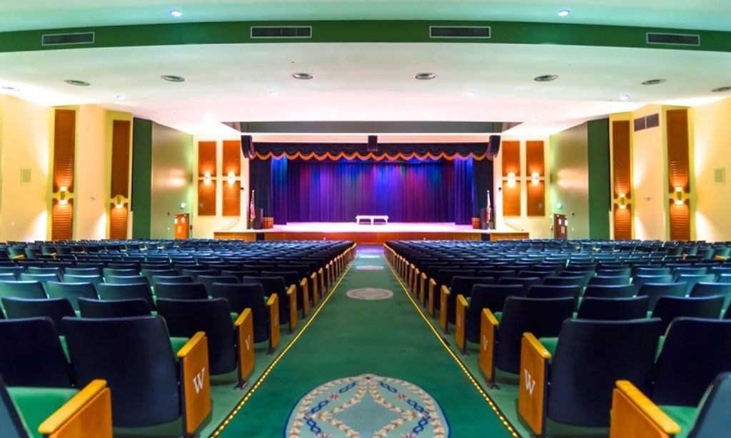 Performance Theater - 1,042 Seats