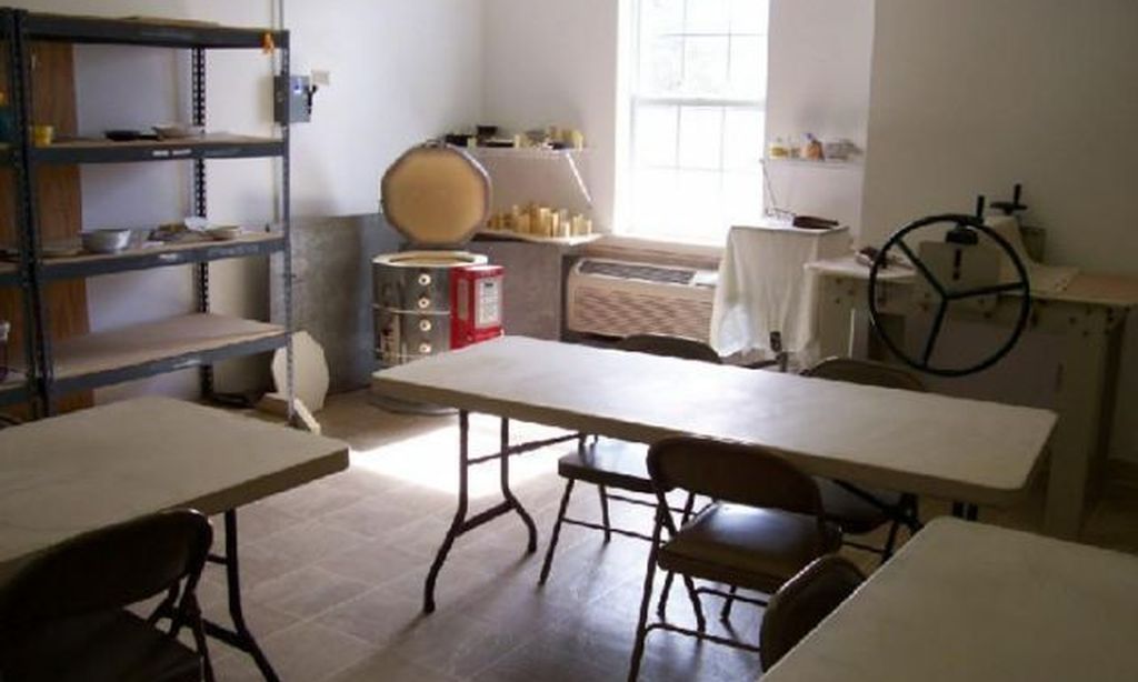 Arts & Crafts Studio