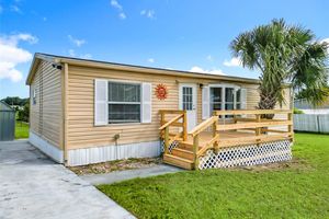 8164 COUNTY ROAD 109B, LADY LAKE, FL