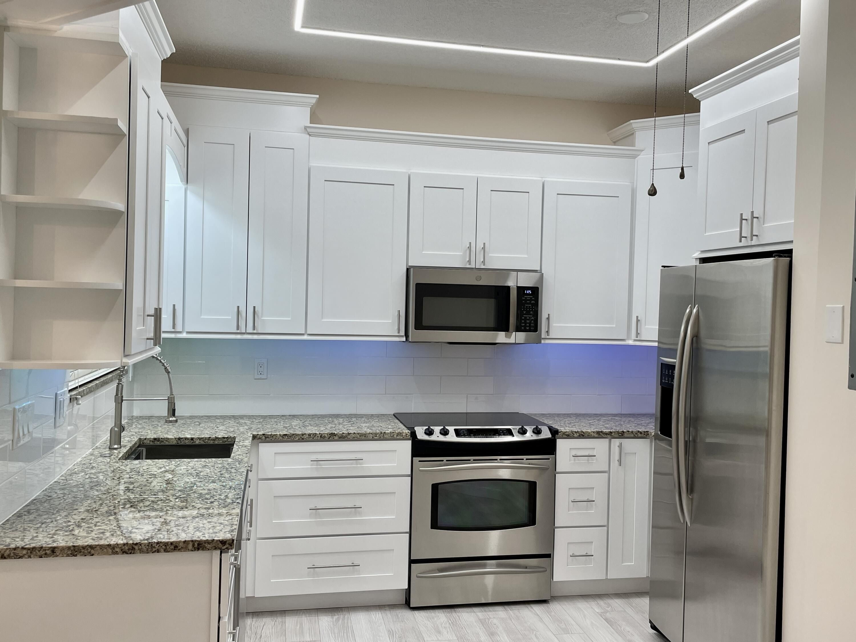 image of property at 5016 Rose Hill Drive 2104